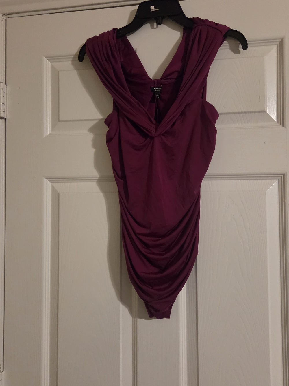 Express Women’s Ruched V-Neck Dress Bodysuit - Magenta,medium